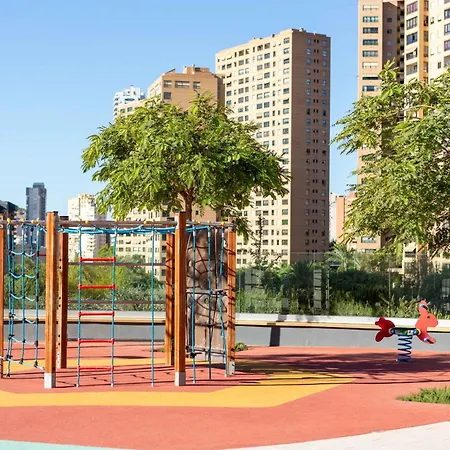 Intempo By Holuxe - 252 - 25th Floor Μπένιντορμ